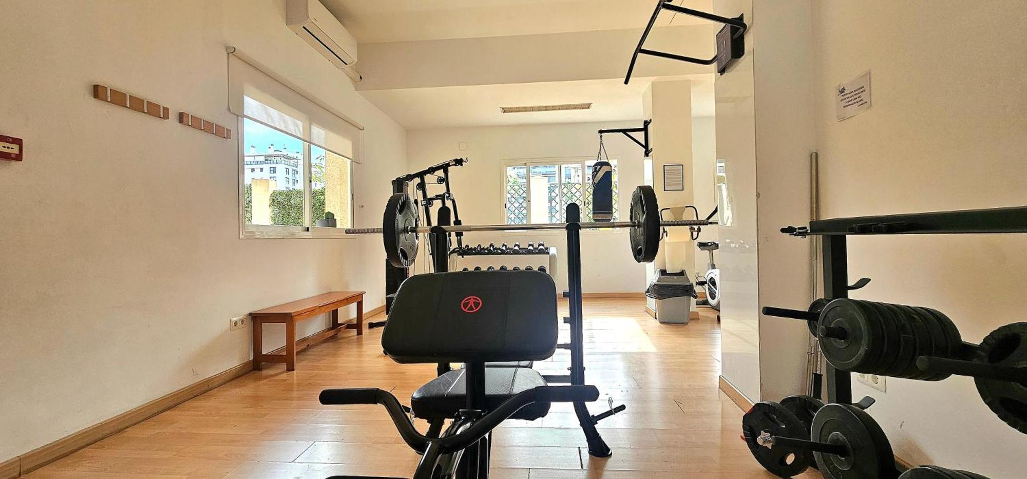 Hostel Residencia Alfil مالقة المظهر الخارجي الصورة