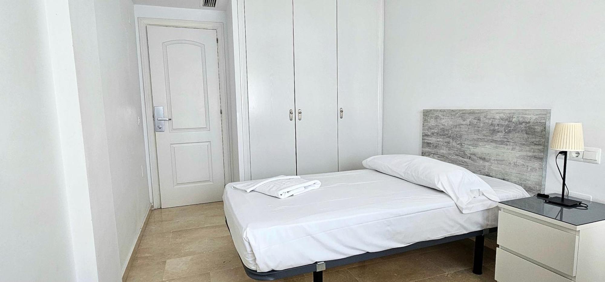 Hostel Residencia Alfil مالقة المظهر الخارجي الصورة