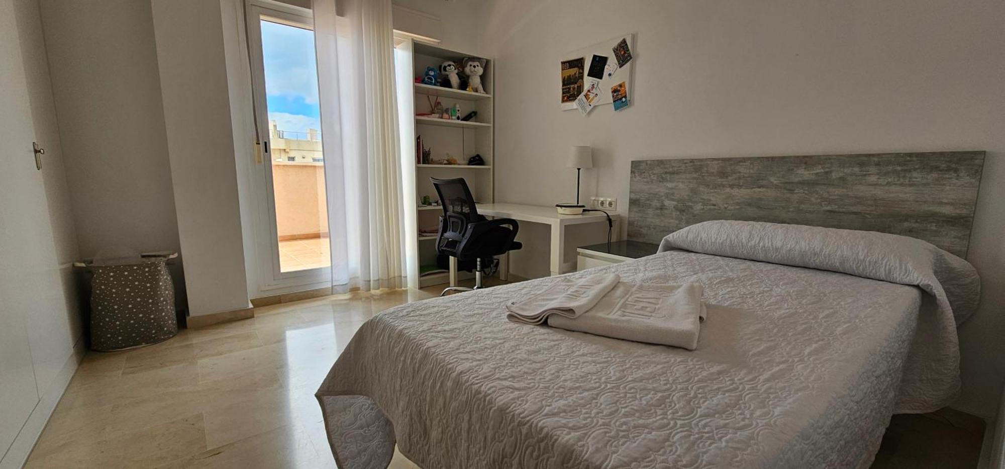 Hostel Residencia Alfil مالقة المظهر الخارجي الصورة