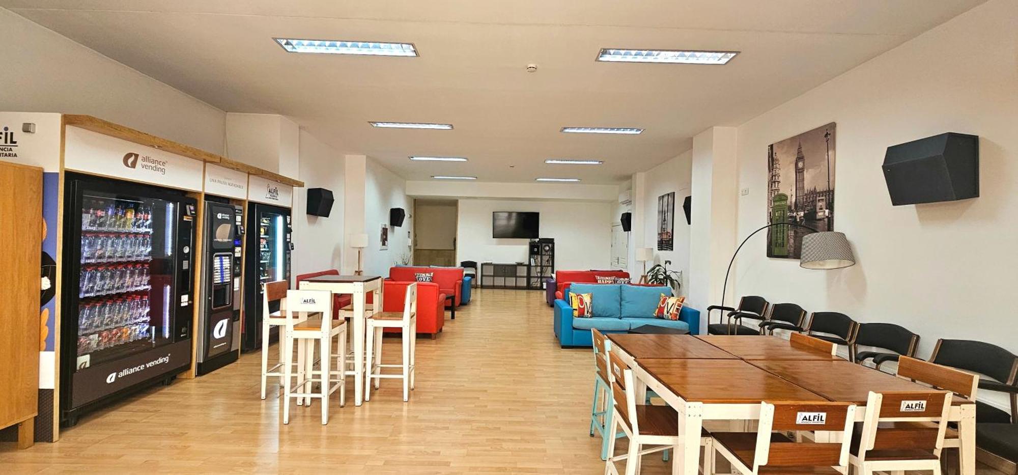 Hostel Residencia Alfil مالقة المظهر الخارجي الصورة