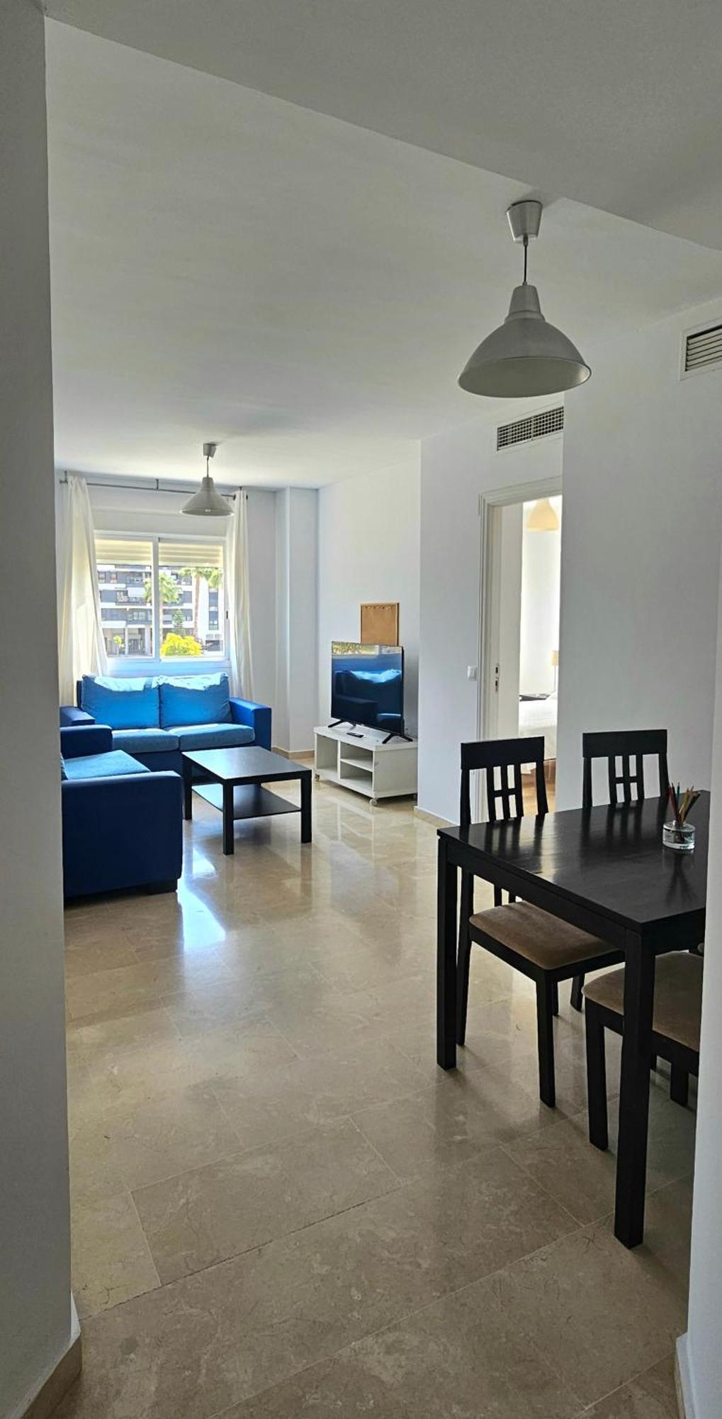 Hostel Residencia Alfil مالقة المظهر الخارجي الصورة